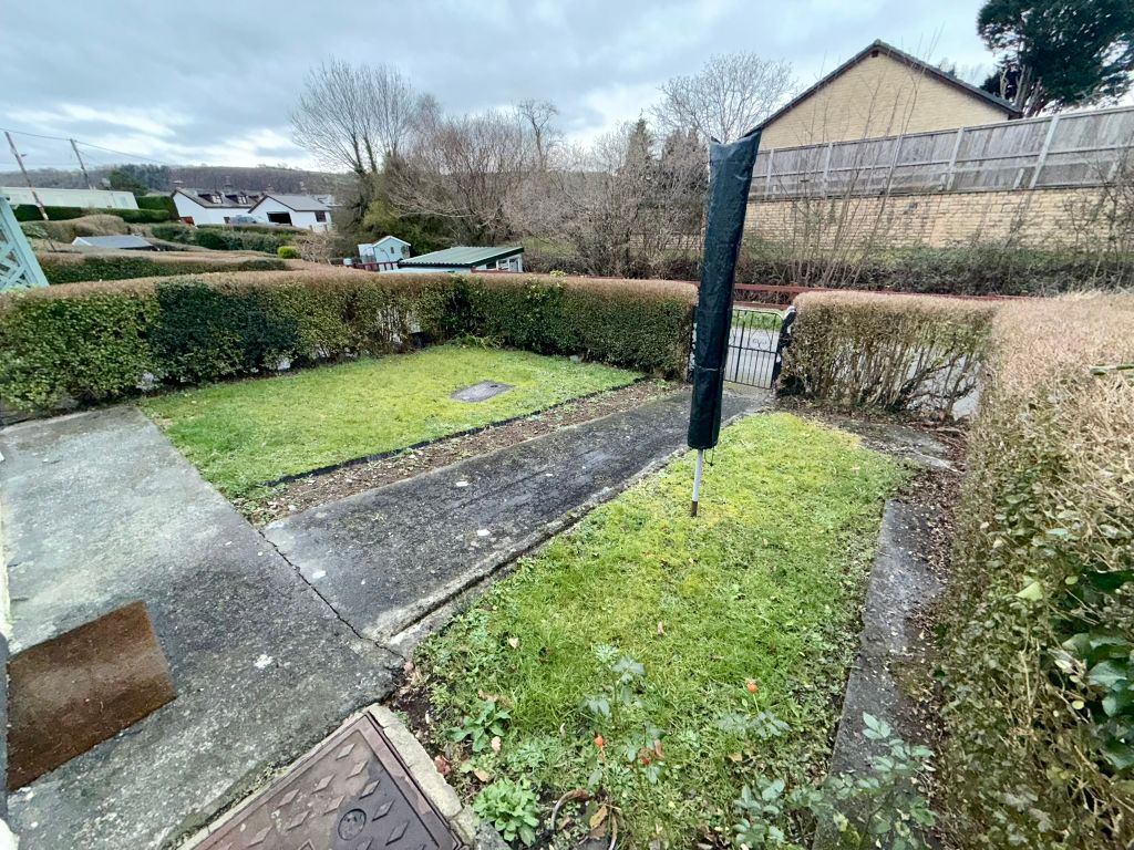 Property photo 2 of 18