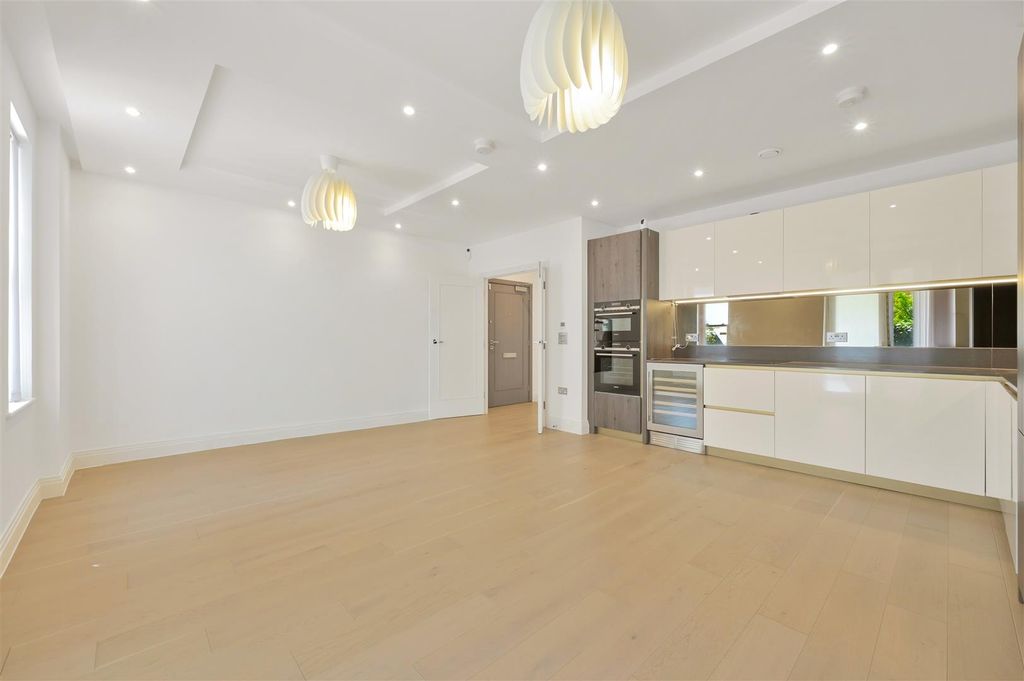 Property photo 3 of 24 Photo 1.Jpg