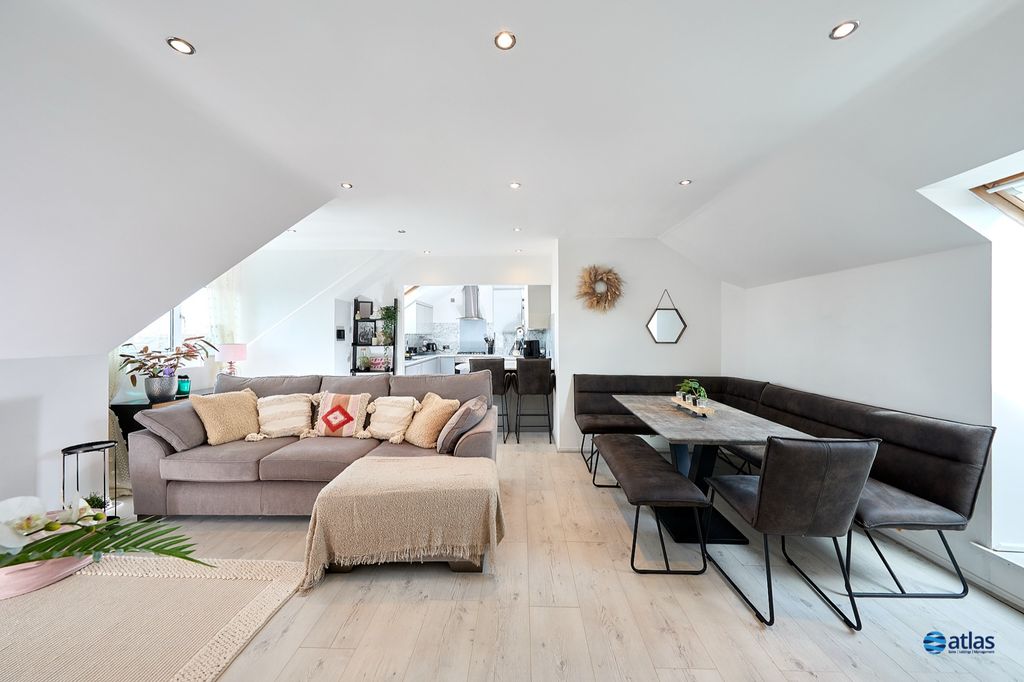 Property photo 2 of 15 Open Plan Living Area