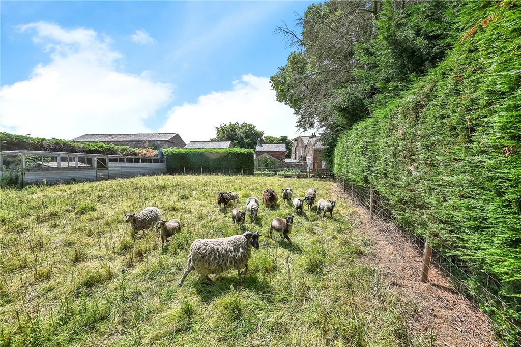 Additional image 20 of 7 bed country house for saleChurch End, Hale Village, Liverpool, Cheshire L24