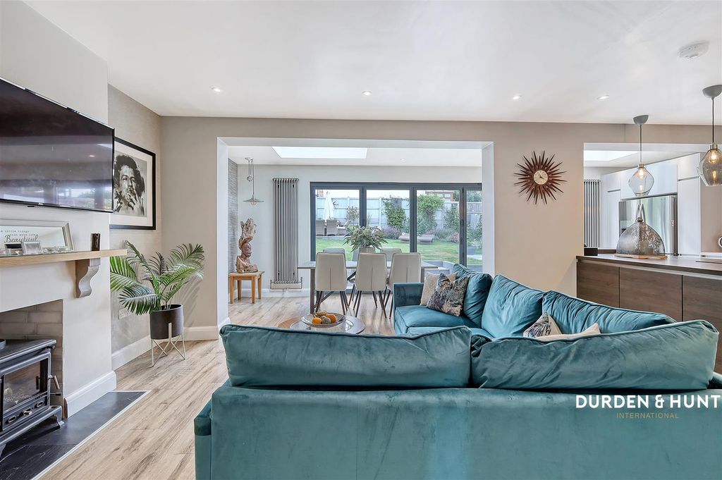 Property photo 3 of 24 Ingreway