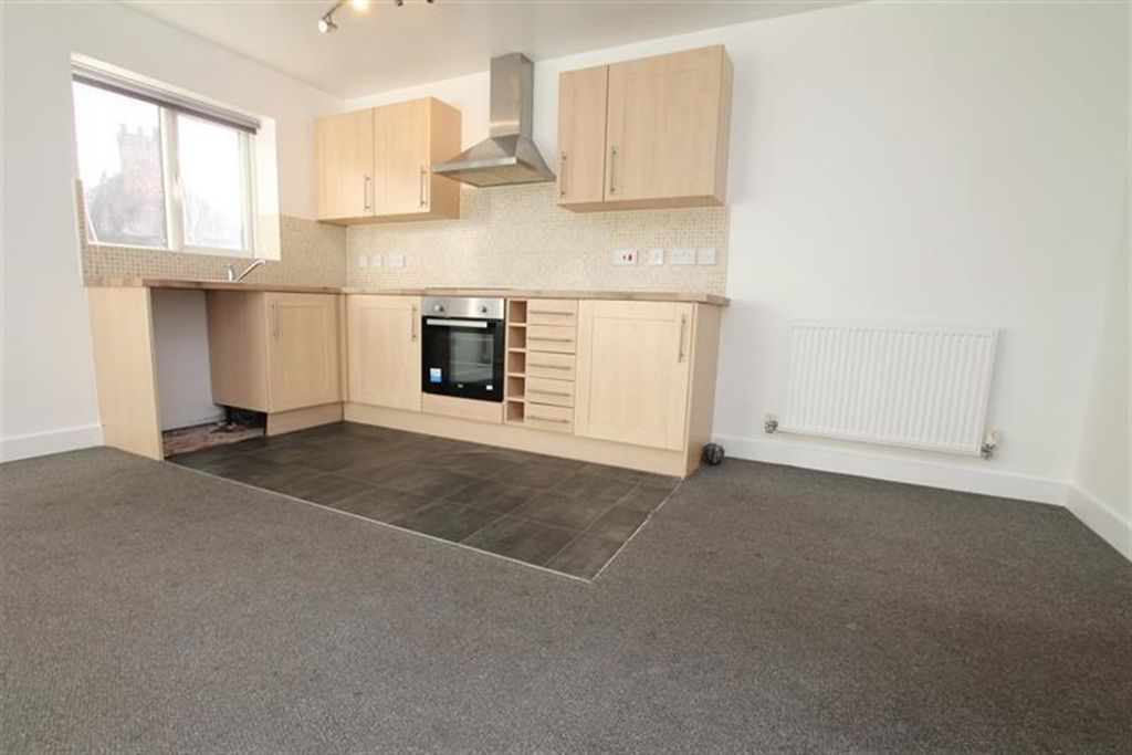 Property photo 2 of 19 (Main)