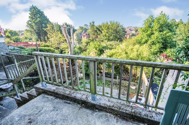 Property photo 3 of 11 Photo 12