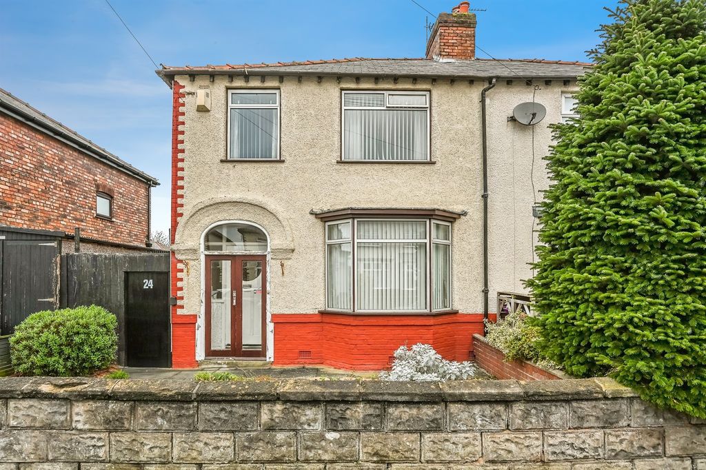 Property photo 1 of 13