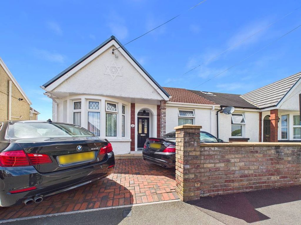Property photo 1 of 31