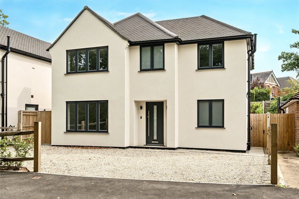 Property photo 1 of 17 Picture No. 20