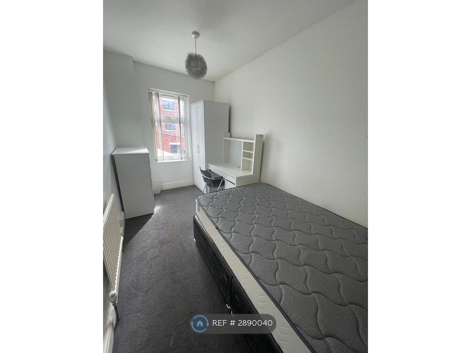 Property photo 1 of 14 Bedroom 4-1