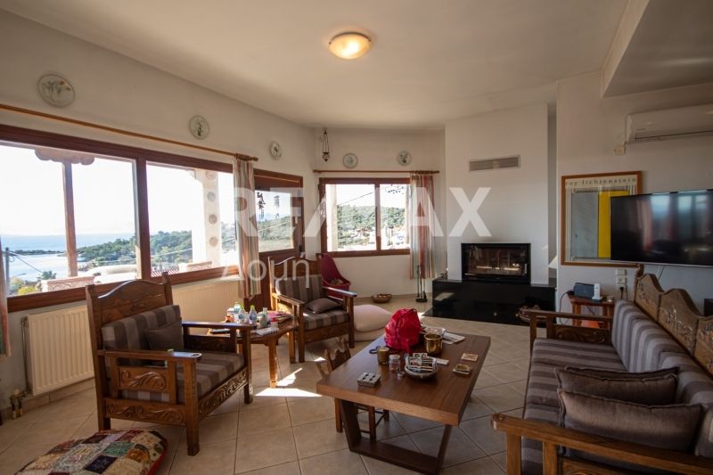 Property photo 3 of 50