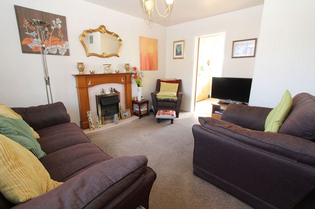 Property photo 2 of 15