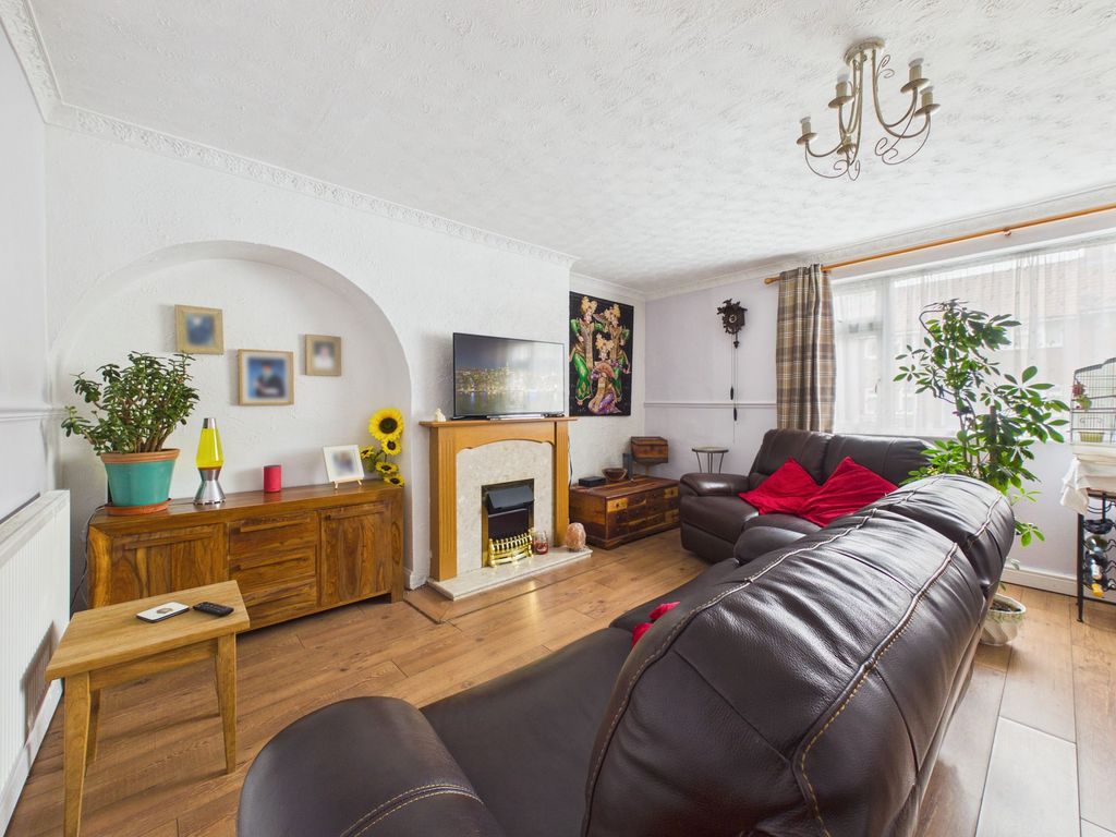 Property photo 2 of 15 Lounge/Dining Room