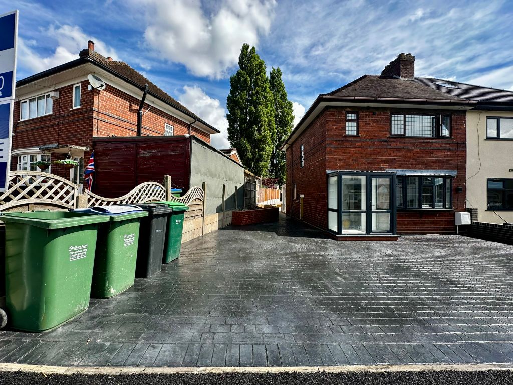 Property photo 2 of 15