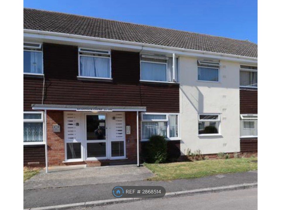 Property photo 2 of 20