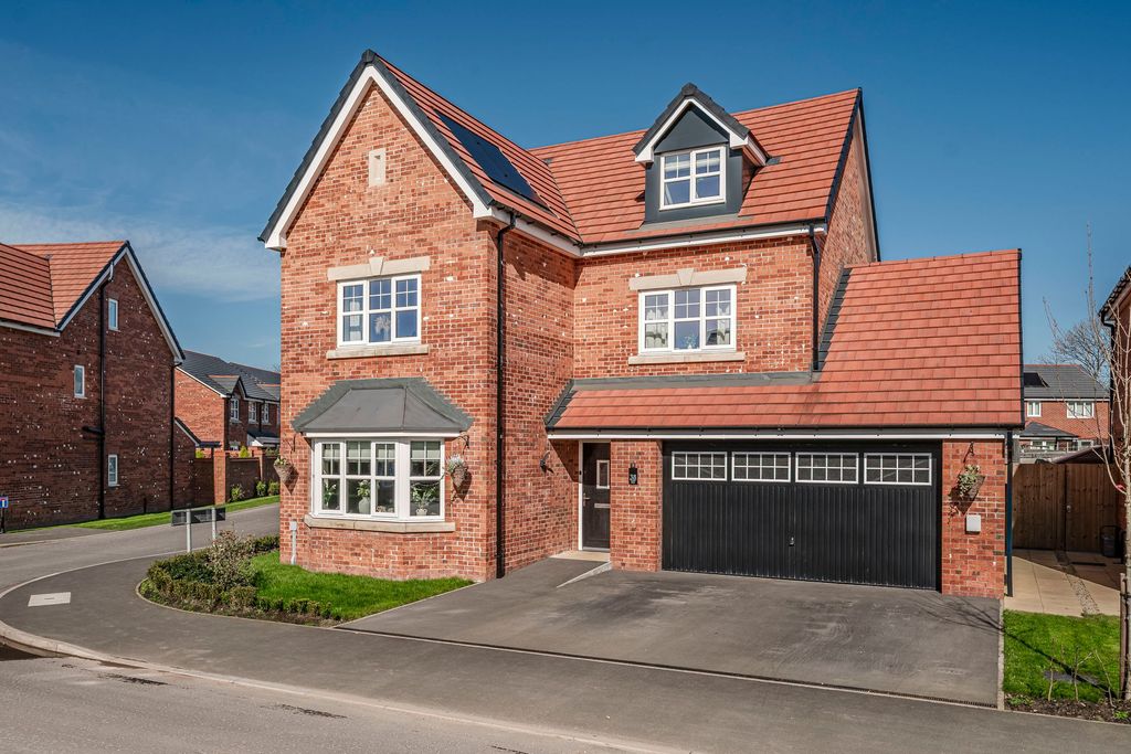 Property photo 1 of 50