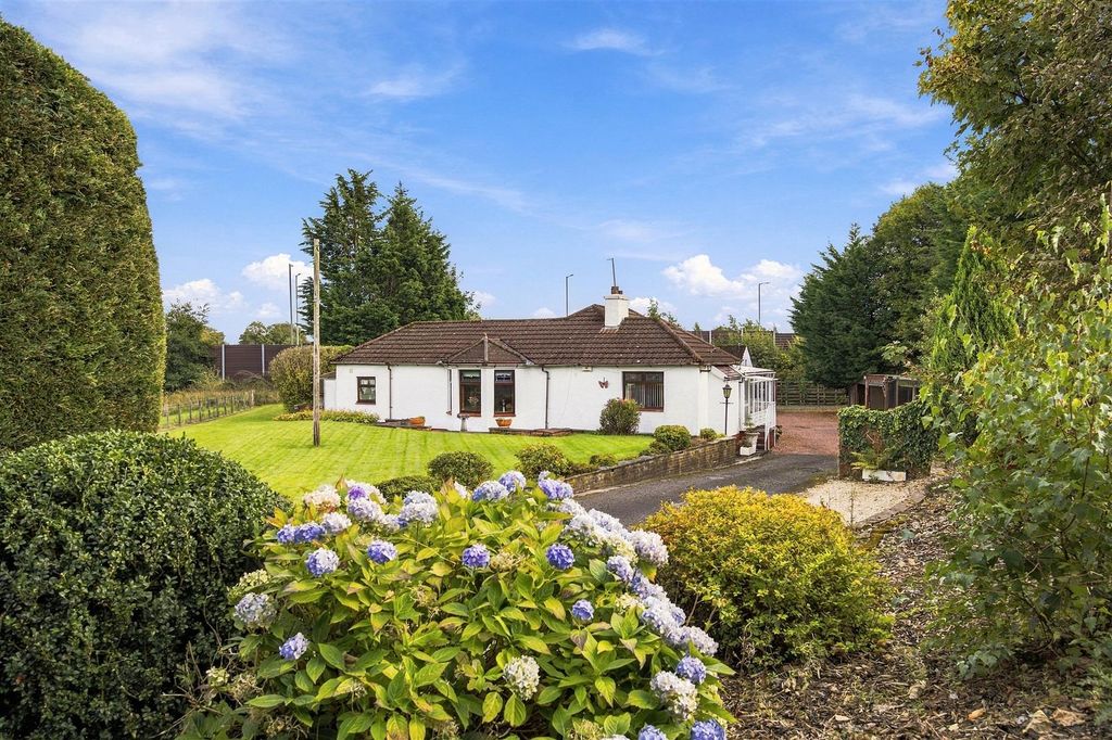 Property photo 2 of 32 01-2_Claddens_Holdings_Lenzie_001.Jpg