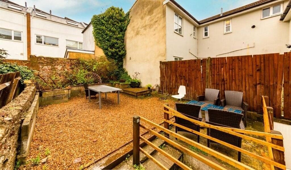 Property photo 1 of 8 O_1Ijq2Cs5Il38Sfo1Ouq60O1F639.Jpg