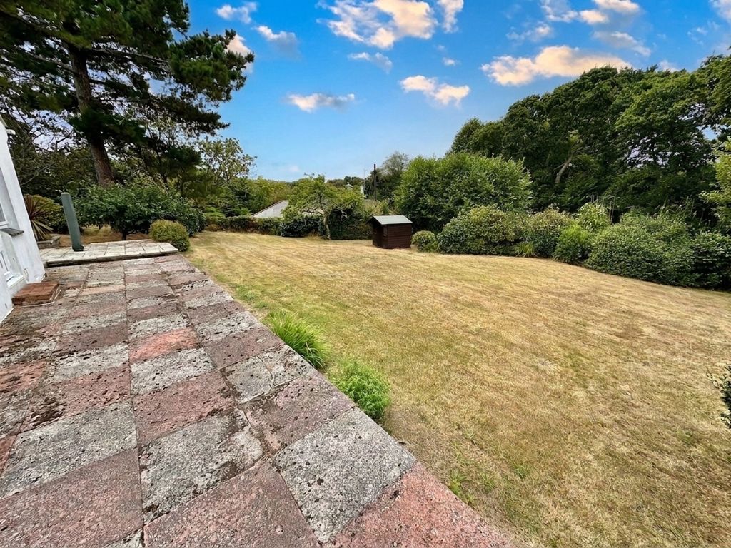 Property photo 3 of 18