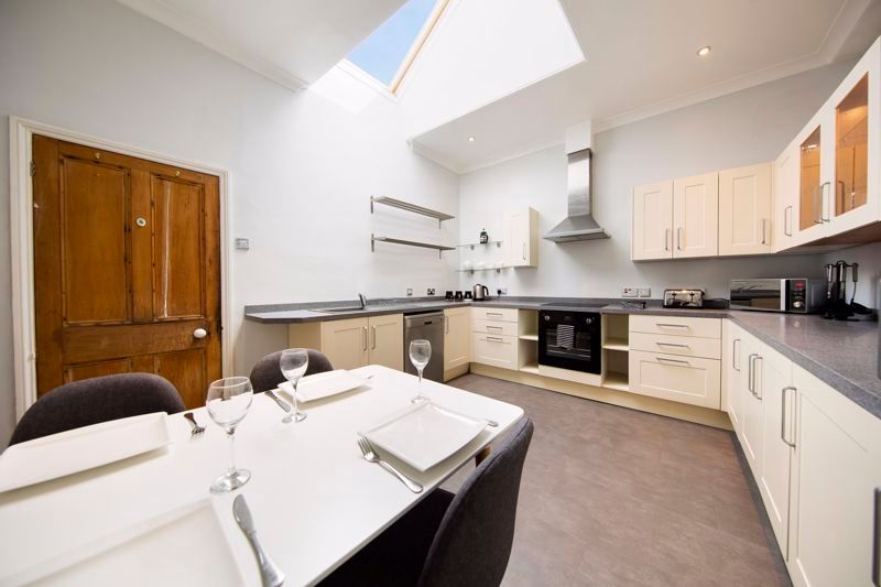 Property photo 2 of 18 Photo 22
