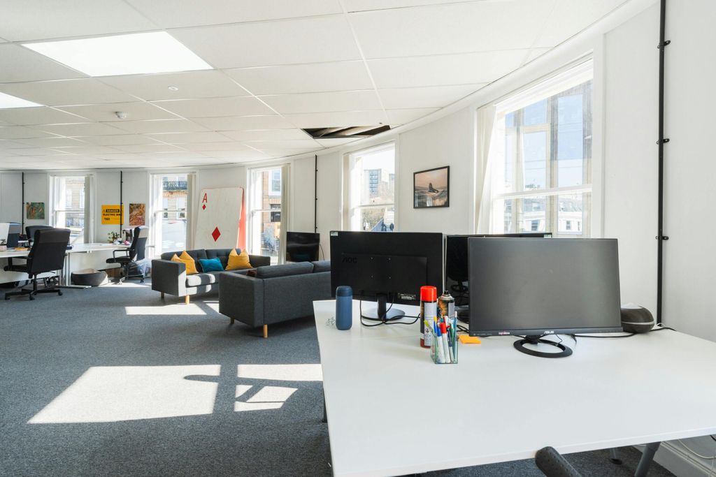 Property photo 3 of 64 Image 3