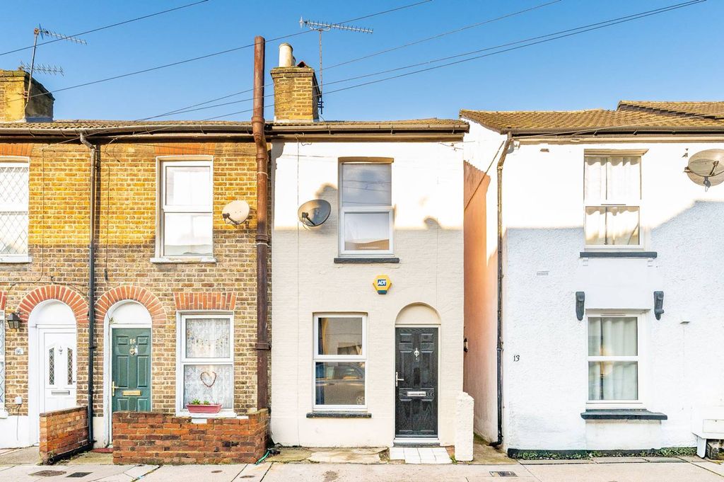 Property photo 2 of 14