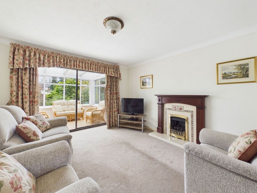 Property photo 2 of 18 Lounge/Dining Room (Virtually Furnished)