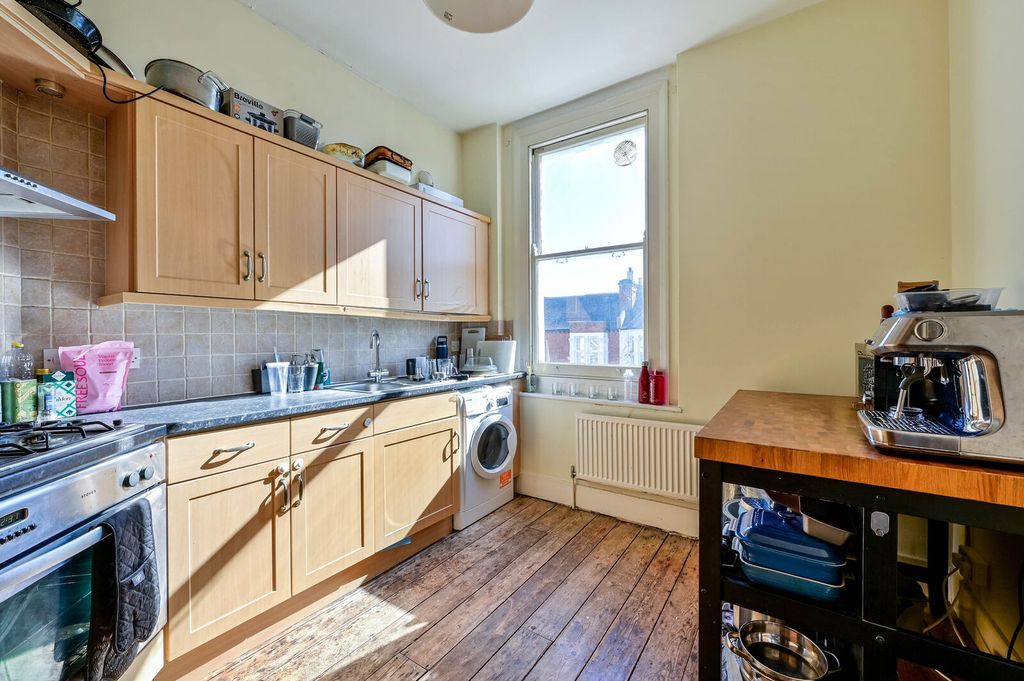 Property photo 1 of 5