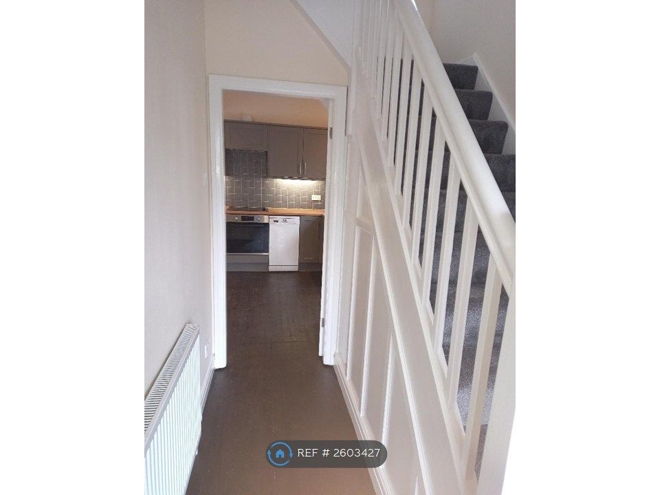 Property photo 2 of 16 Ground Floor To Kitchen