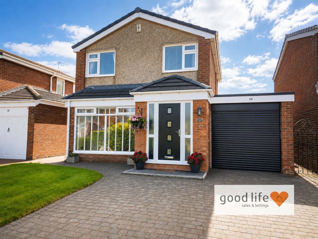 Property photo 1 of 18 20260825_205853773_Ios10 Meltham Drive.Jpg