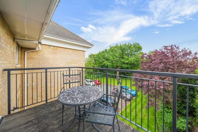 Property photo 1 of 10 Balcony
