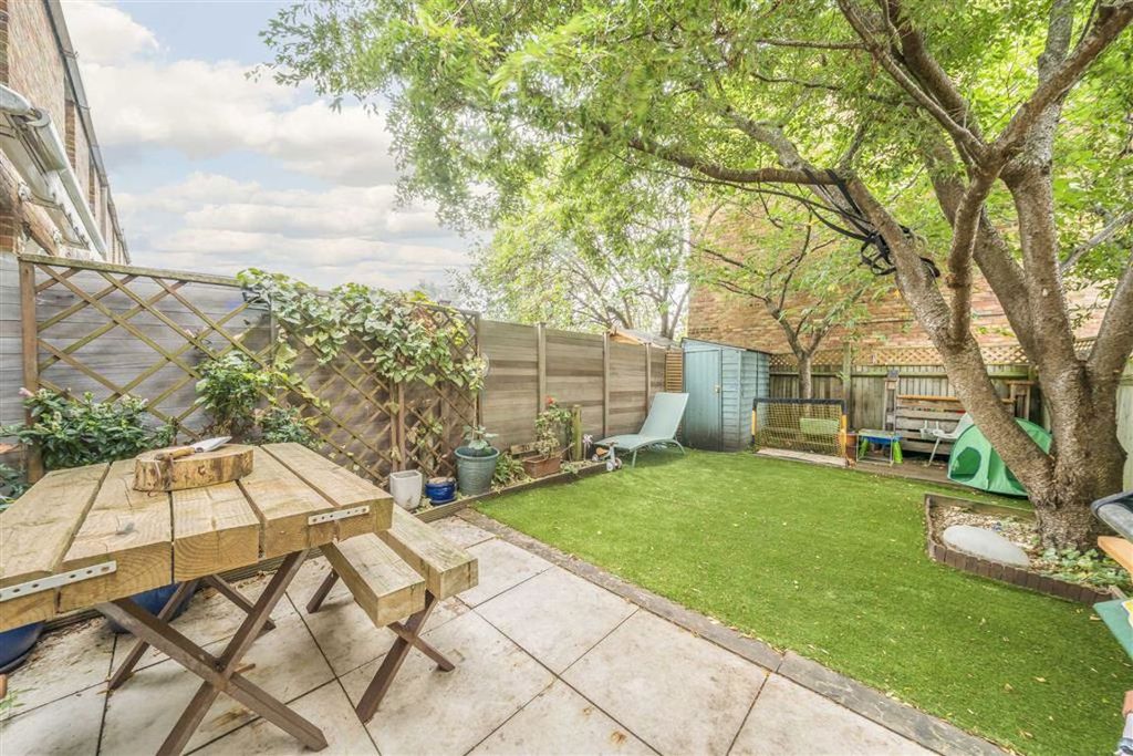 Property photo 2 of 9