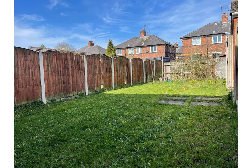 Property photo 2 of 17