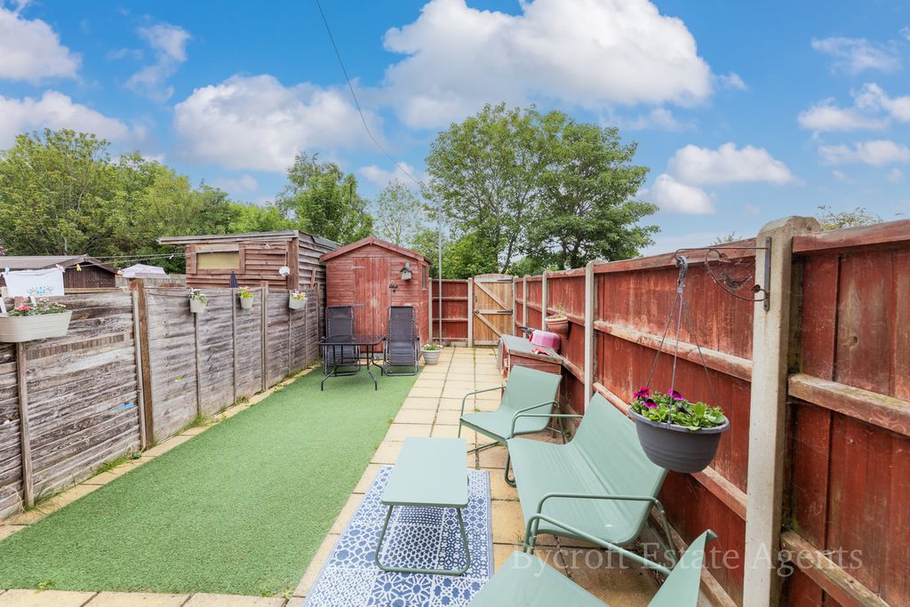 Property photo 3 of 13