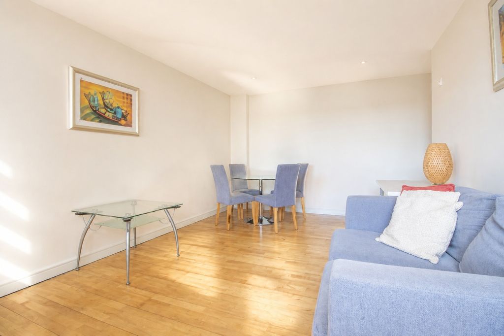 Property photo 1 of 9 5218143