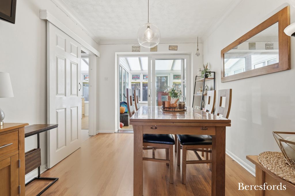 Property photo 3 of 21 Picture No. 18