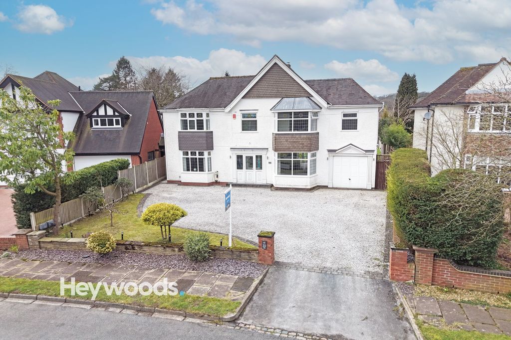 Property photo 1 of 69