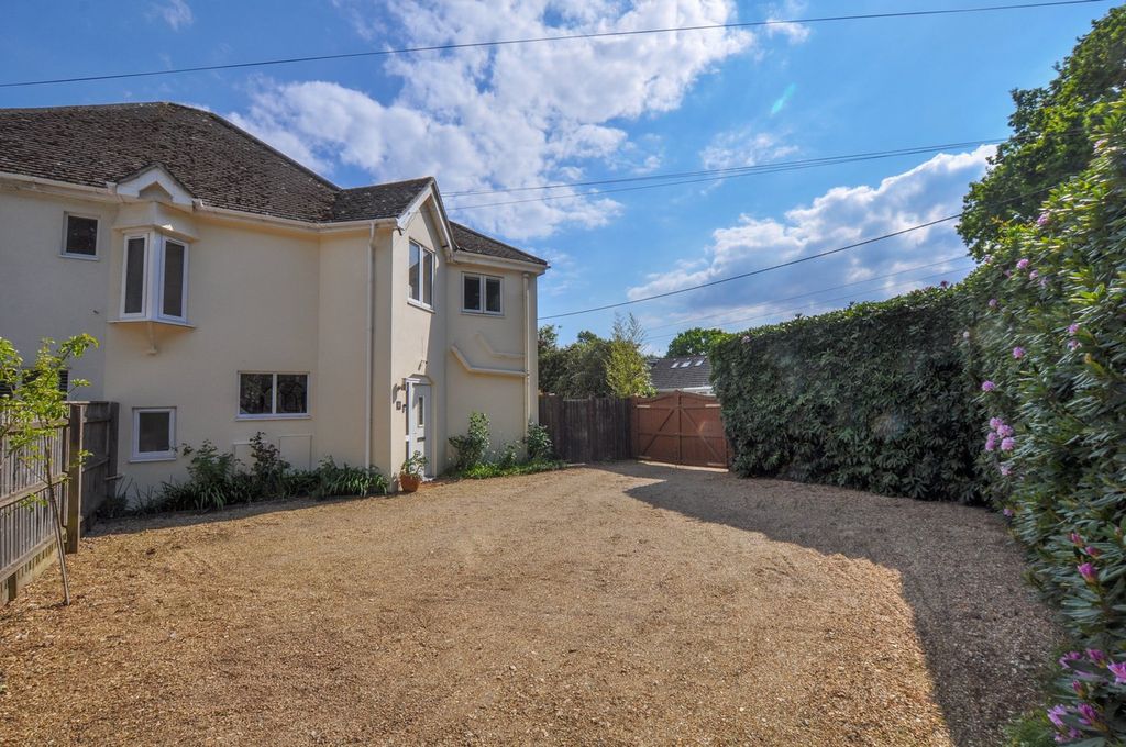 Property photo 1 of 29