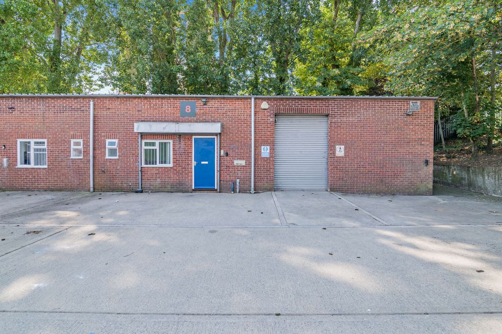 Property photo 2 of 13