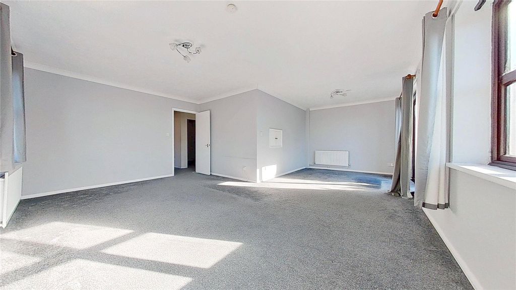 Property photo 2 of 14 Picture No. 03