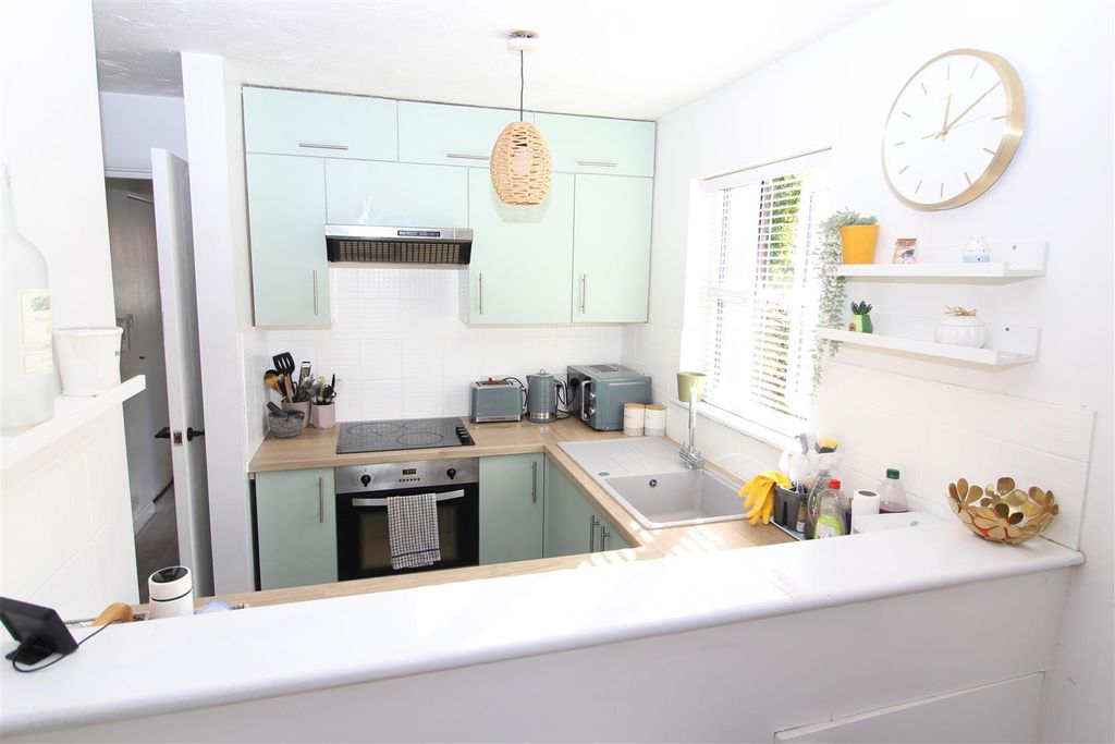 Property photo 3 of 8 Img_8594.Jpg