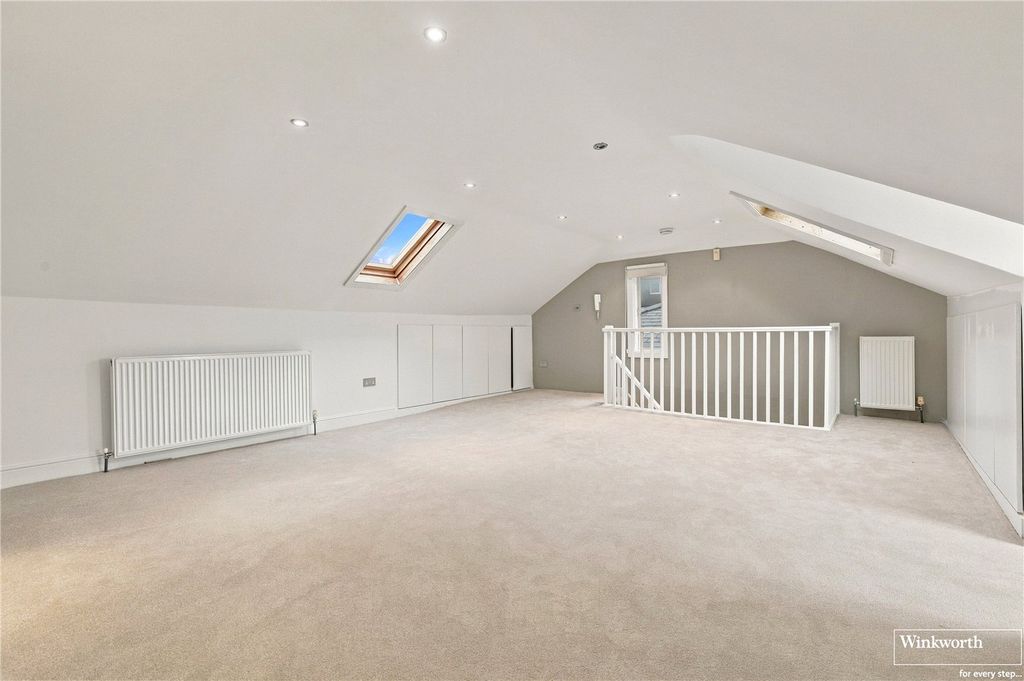 Property photo 1 of 22 Picture No. 30