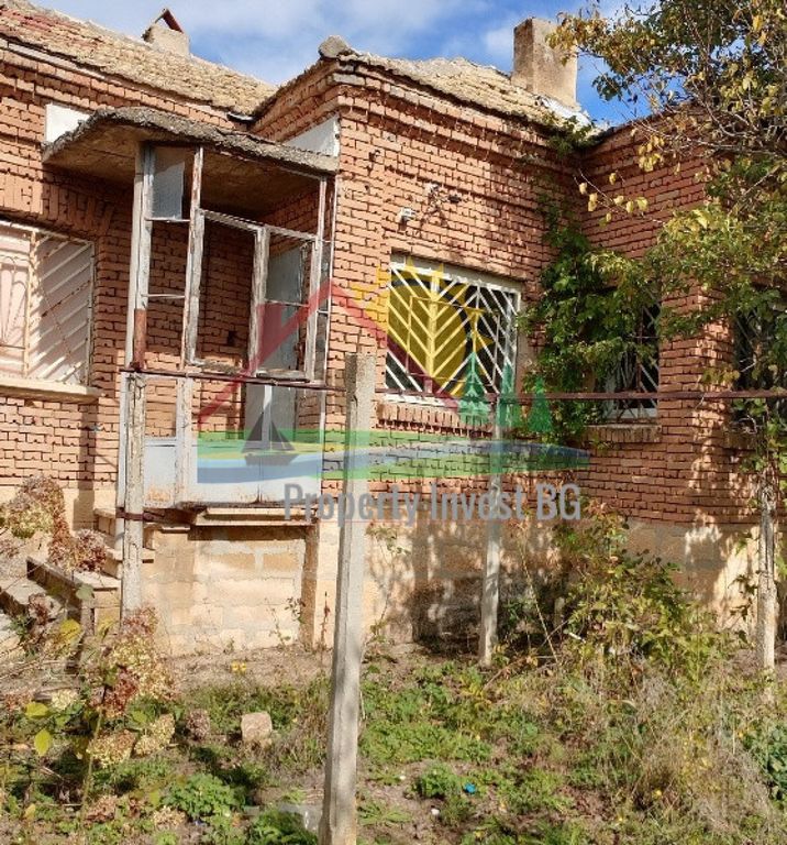 Property photo 1 of 5