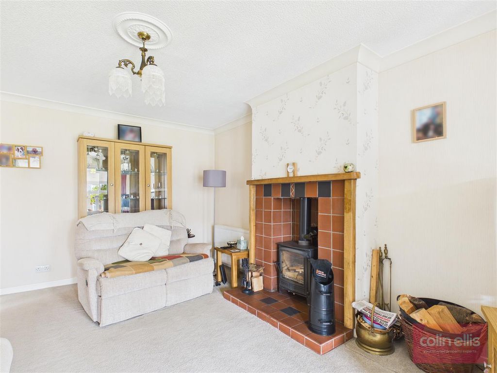 Property photo 3 of 21 Cam05075G0-Pr0309-Still010.Jpg