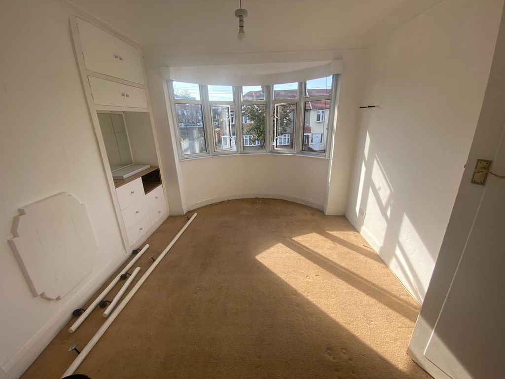 Property photo 2 of 6 Hjwx2498[1]