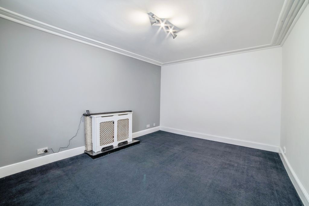 Property photo 3 of 15 Living Room