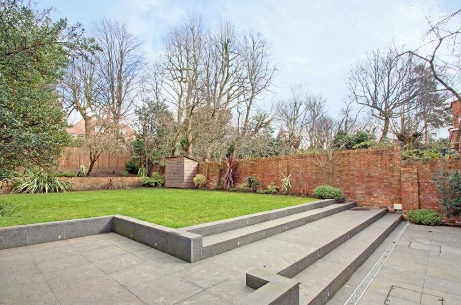 Property photo 3 of 8