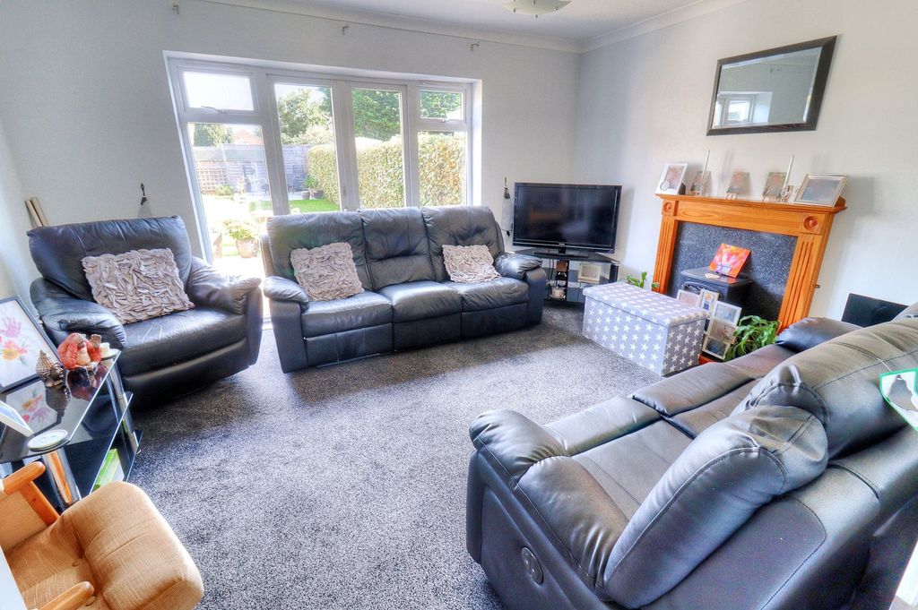 Property photo 2 of 12 Photo 2