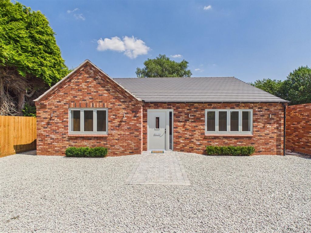 Property photo 1 of 10 Outside