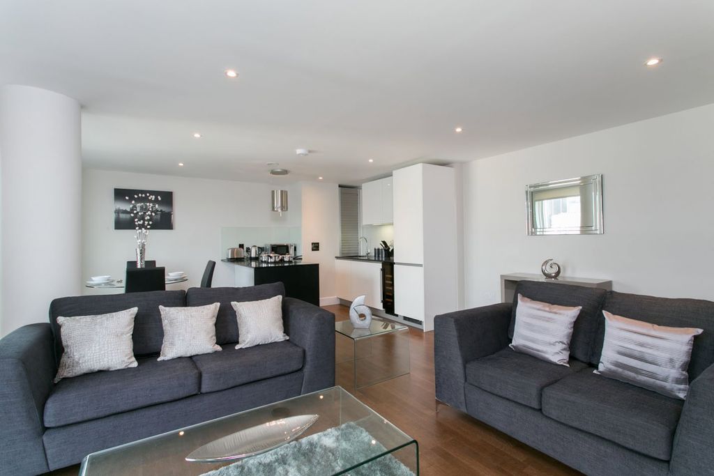 Property photo 2 of 13 Img_336_7_Original