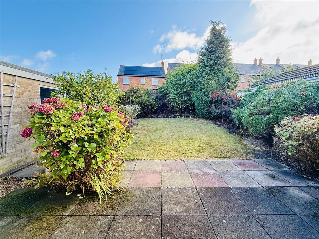 Property photo 2 of 17 Rear Garden