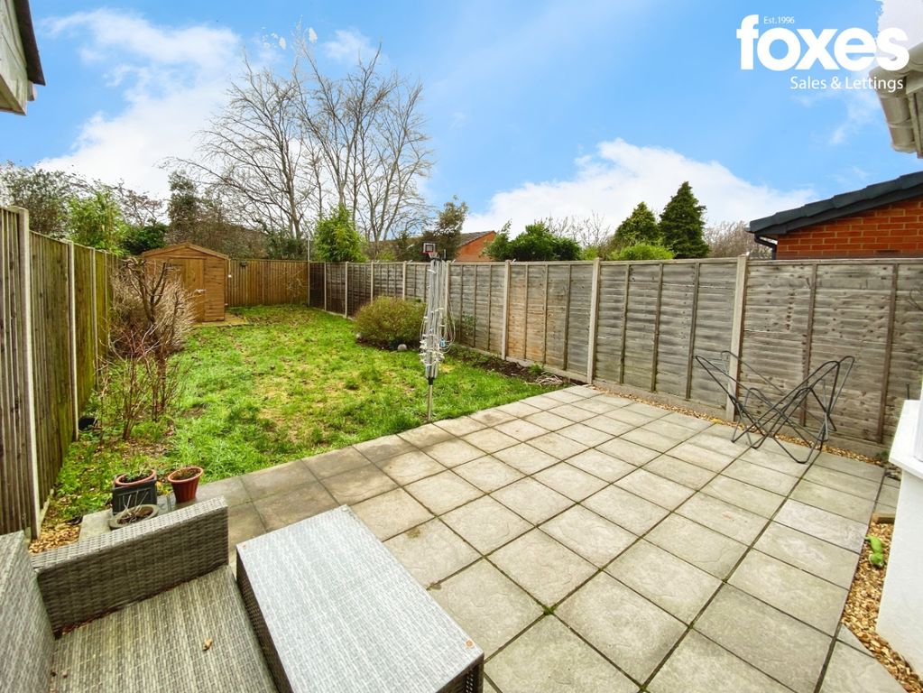 Property photo 2 of 11 4830083