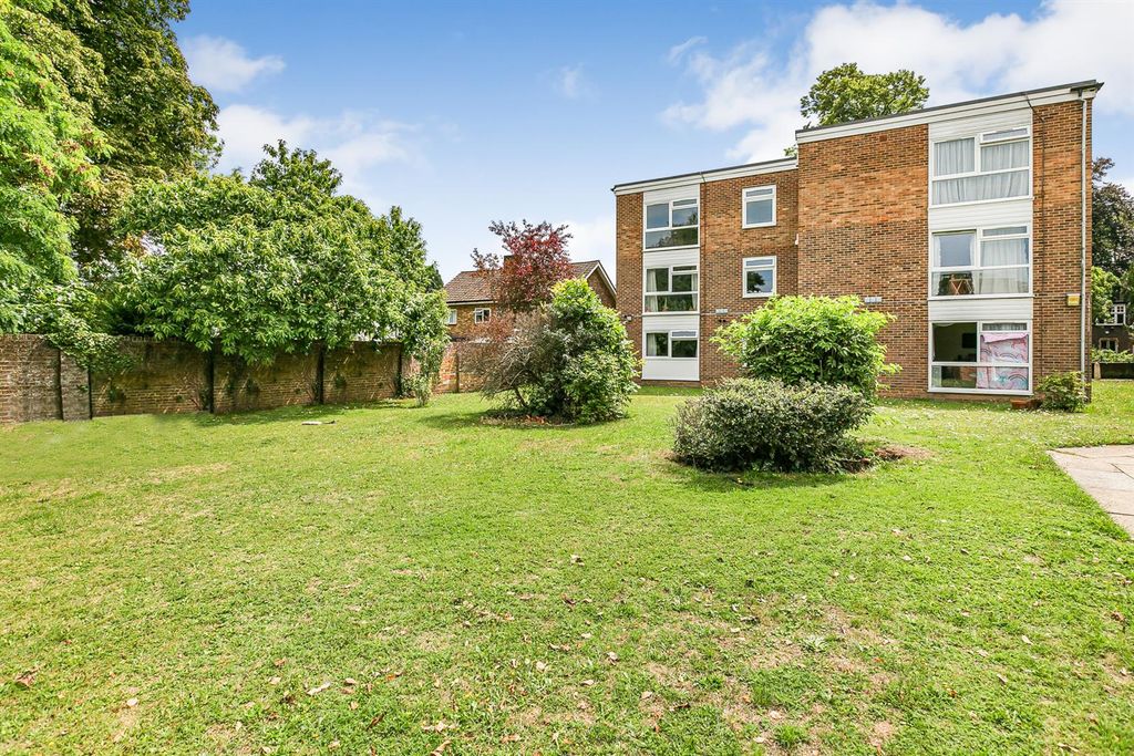 Property photo 1 of 9 5_59305.Jpg